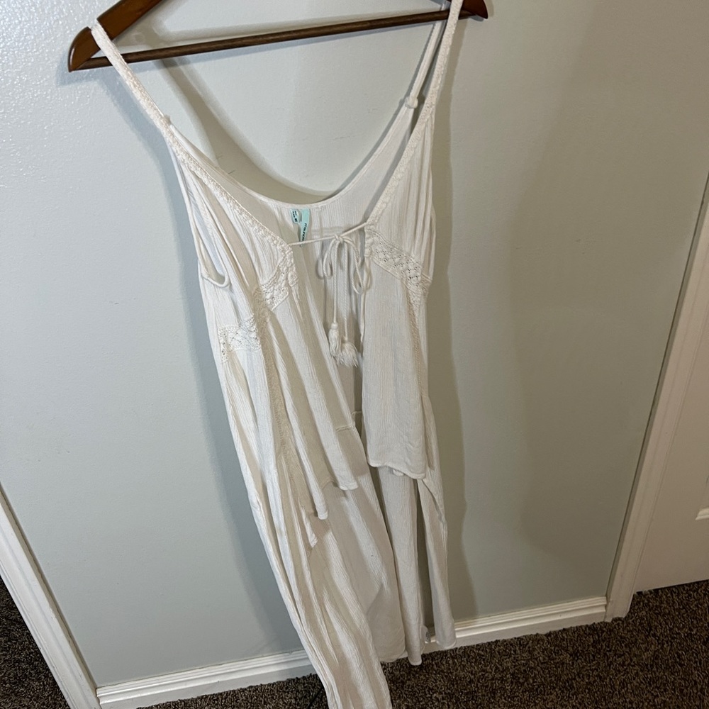 White duster